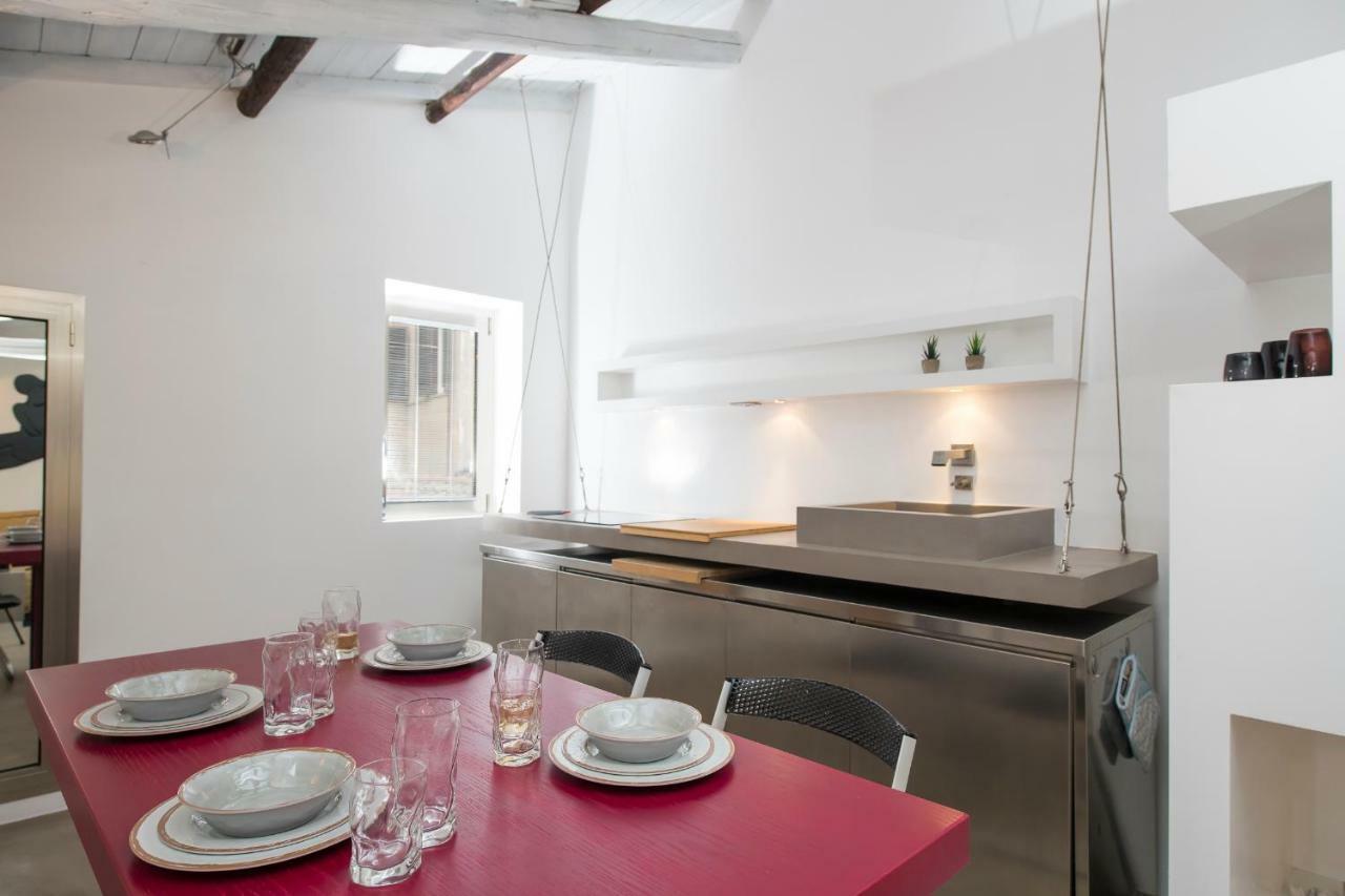 Two Bedrooms Apartment With Solarium With View On San Peter Church And Sant'Angelo Castle Rome Exterior photo